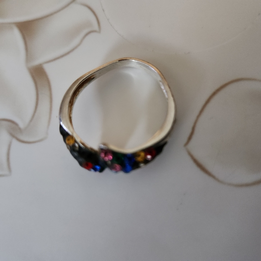 Ring - Picture 4 of 6
